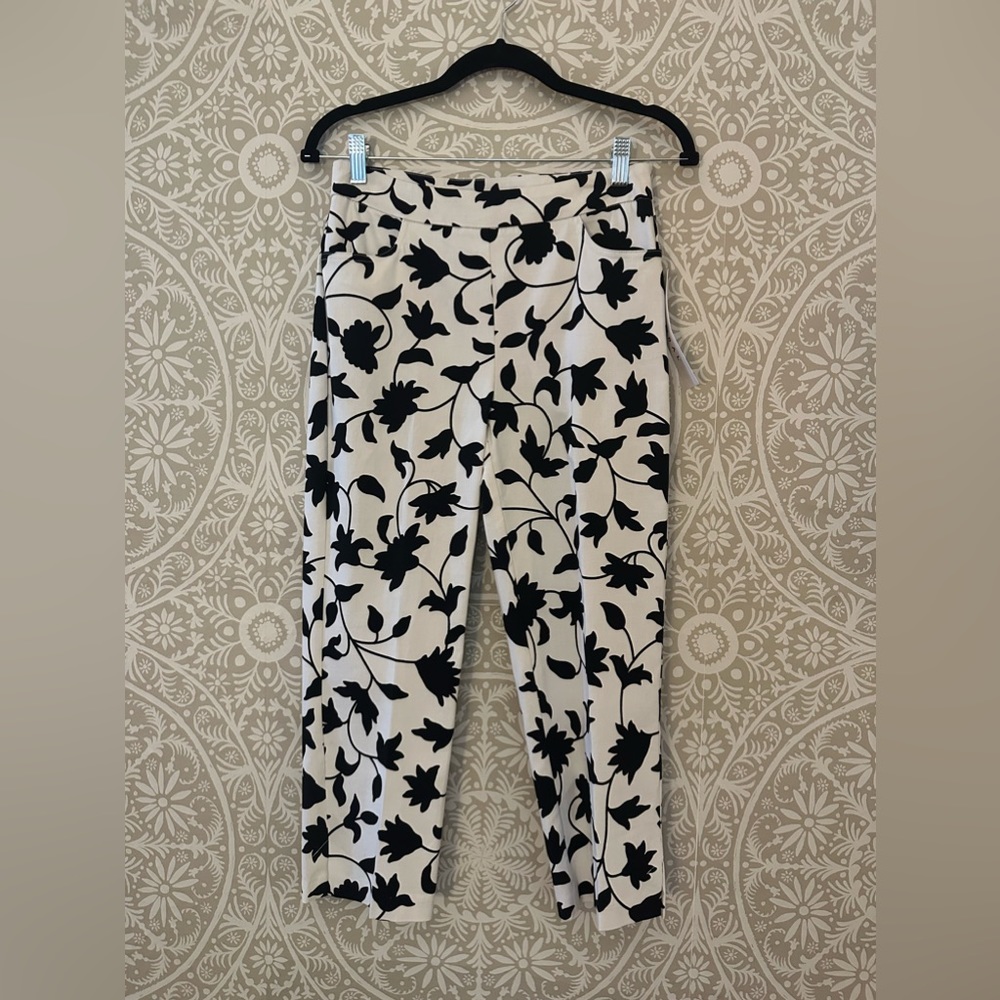 Tribal Brand Printed Capris